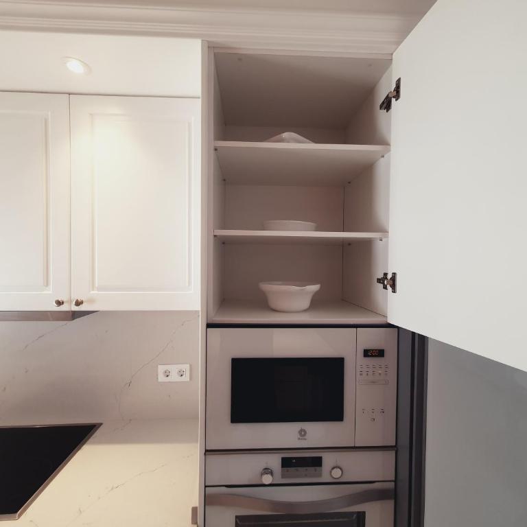 Spacious Apartment with Sea view - Apartment - 46