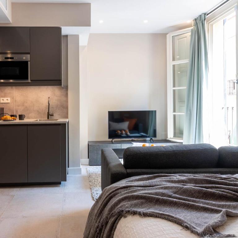 GRUND SUITES GALLERY by FreshApartments - Estudio Doble Deluxe - 11