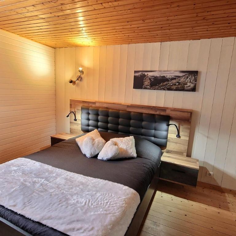 Les Balcons du Molliebon - Chambre Lit Queen-Size avec Baignoire Spa - 9