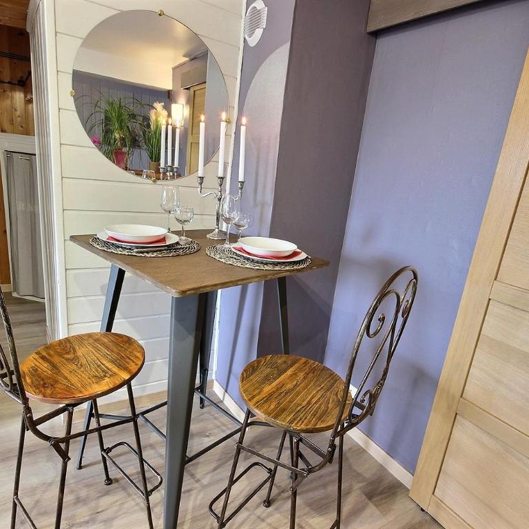 Les Balcons du Molliebon - Chambre Lit Queen-Size avec Baignoire Spa - 15