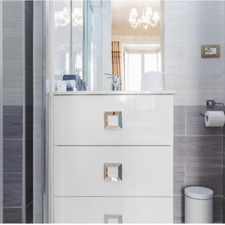 Rome Place - Double Room with Private Bathroom - 12