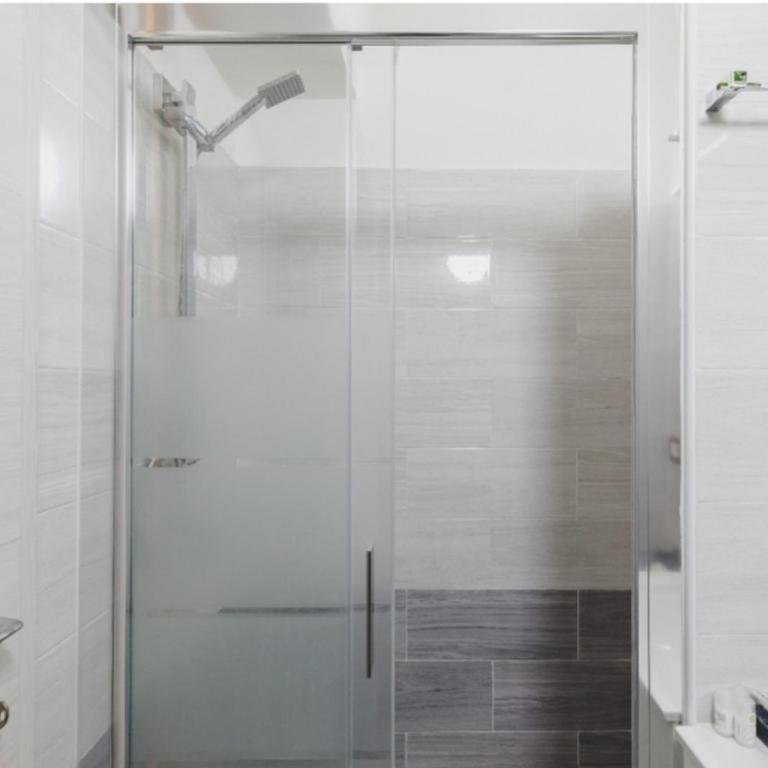 Rome Place - Double Room with Private Bathroom - 11