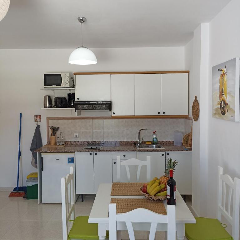 Apartamentos El Carmen - Apartamento de 1 dormitorio - 3