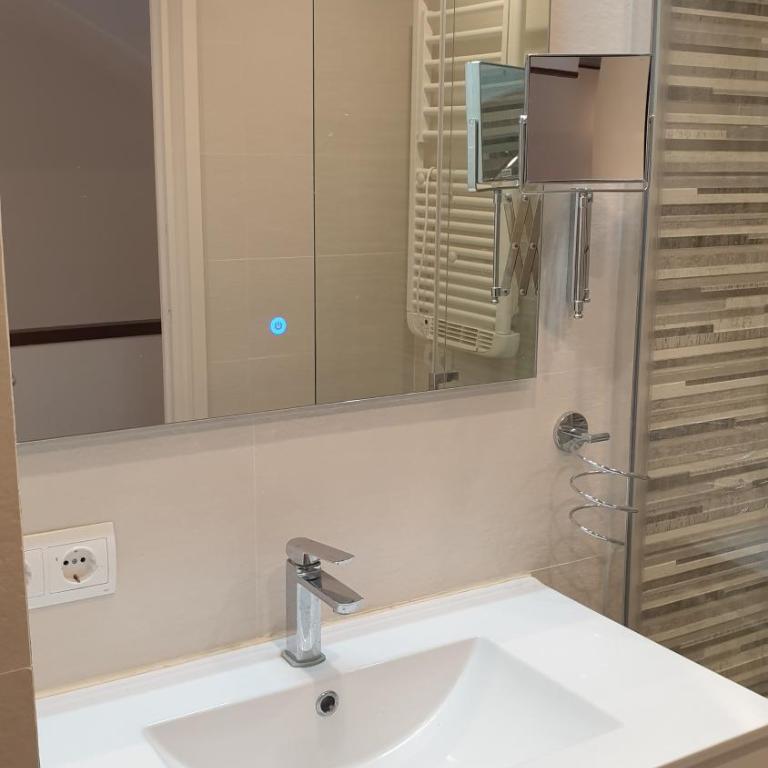 Apartament Boutique Sota Campanar a Cadaqués - Apartamento - 2 niveles - 16