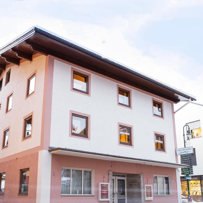 Seilergasse Apartments by we rent, SUMMERCARD INCLUDED - Apartment mit Terrasse - 7