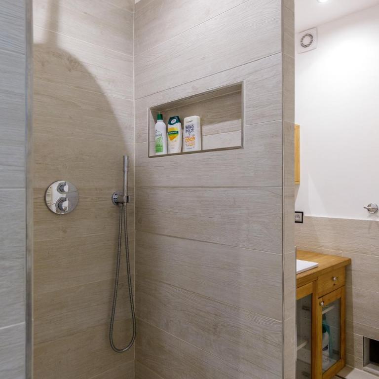 Grand Studio neuf face port et plage, parking privé - Appartement 1 Chambre - 18