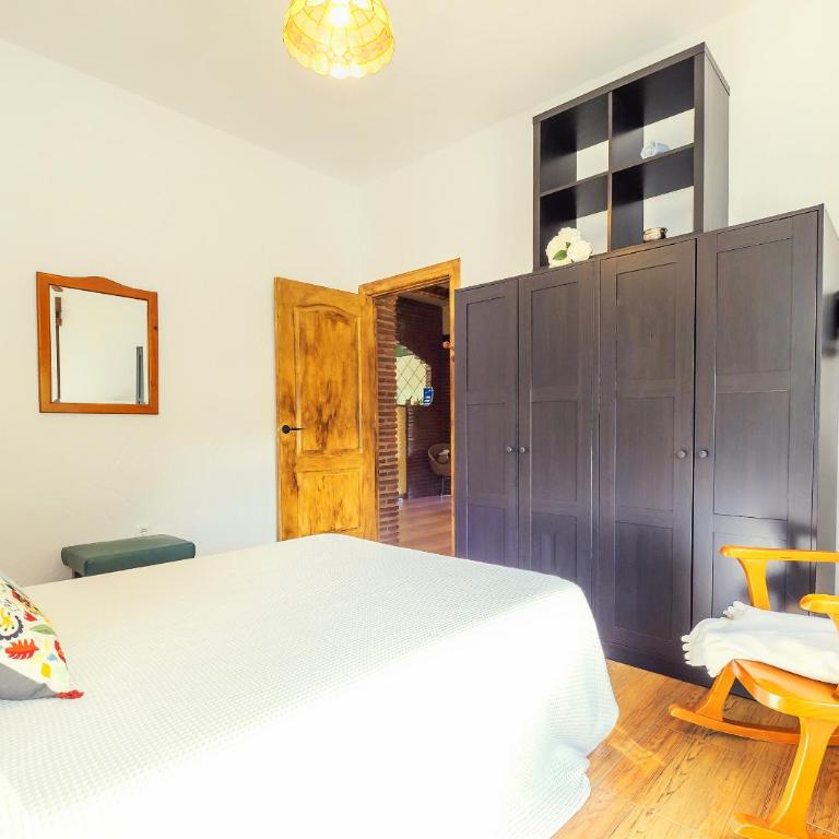 Cubo's Finca Jara - Three-Bedroom House - 17