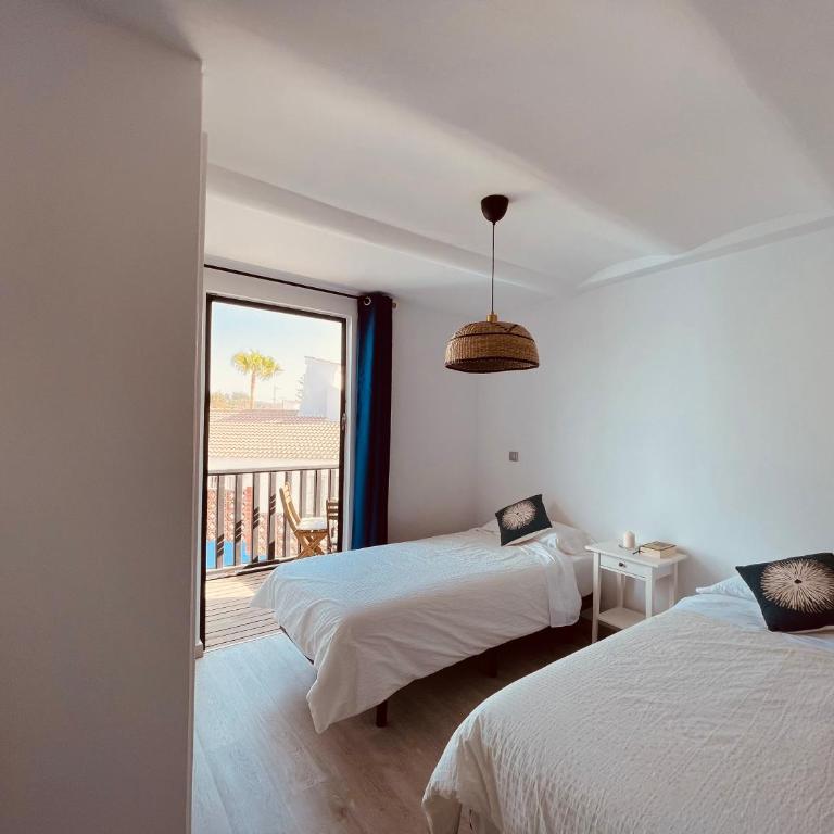 VIVIENDA ÚNICA EN PRIMERA LÍNEA DE PLAYA - Three-Bedroom House - 20