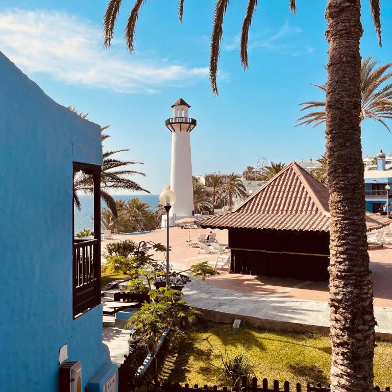 VIVIENDA ÚNICA EN PRIMERA LÍNEA DE PLAYA - Three-Bedroom House - 2