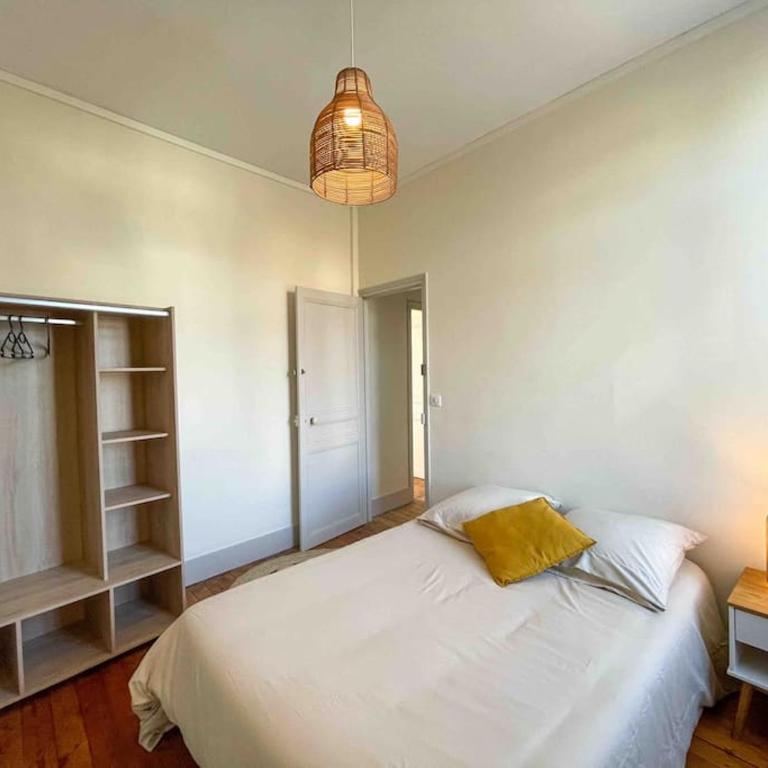 4 Ch - 10 pers - Grande Maison - Parking - Jardin - BBQ - Maison 4 Chambres - 29