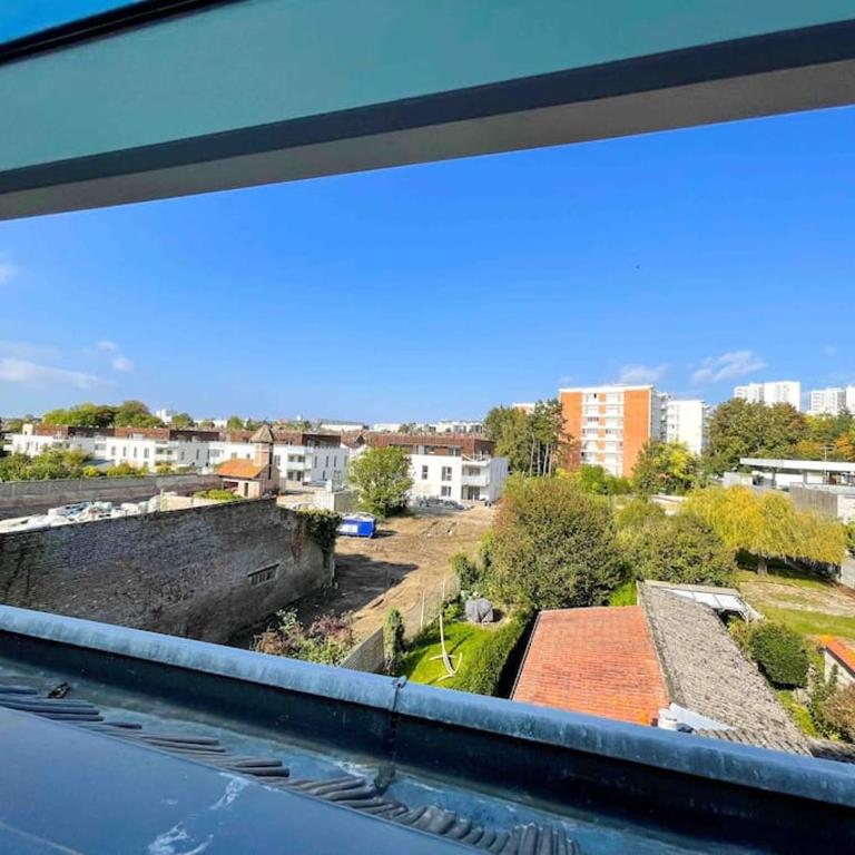 4 Ch - 10 pers - Grande Maison - Parking - Jardin - BBQ - Maison 4 Chambres - 35