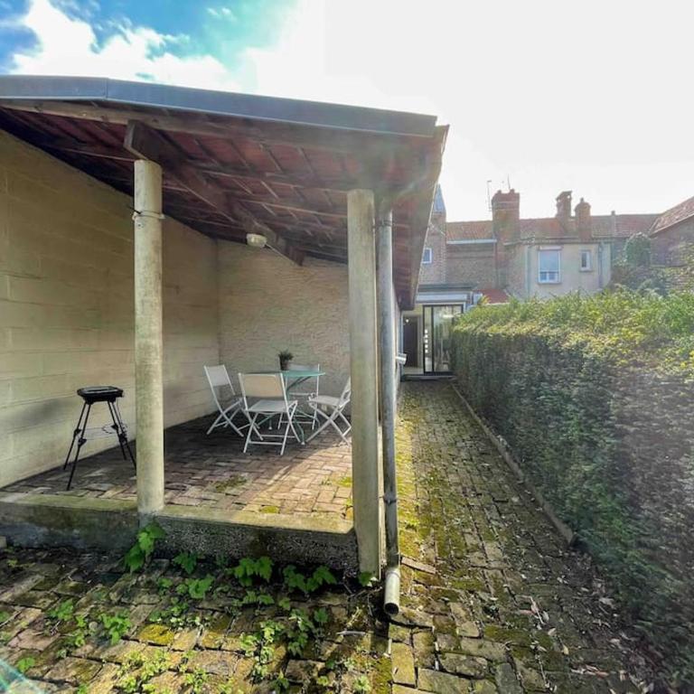 4 Ch - 10 pers - Grande Maison - Parking - Jardin - BBQ - Maison 4 Chambres - 44