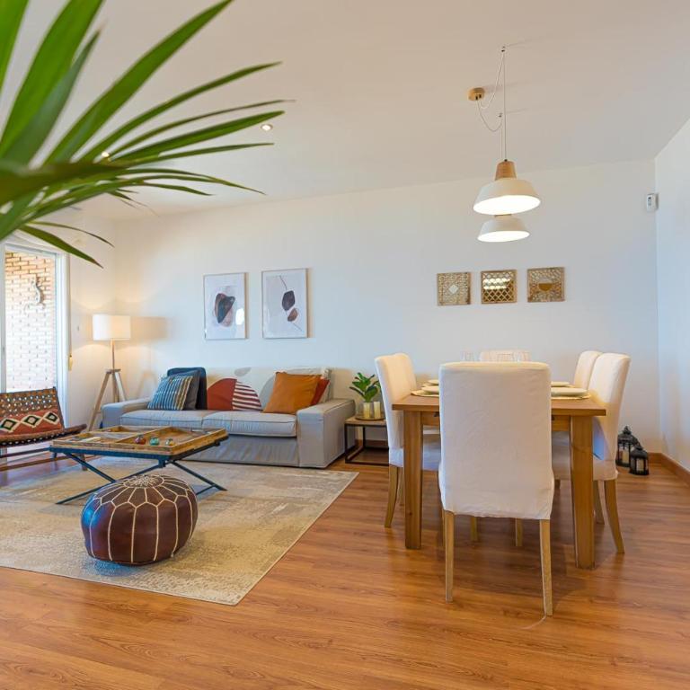 Sea Renity - Four-Bedroom House - 8