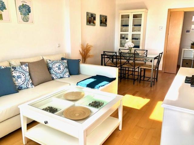 GATU PREMIUM Ático Parra, parking, piscina común, terraza, wifi , " Preferente mayores de 25 años y familias " - Apartamento con terraza - 27