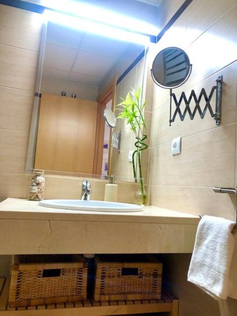 GATU PREMIUM Ático Parra, parking, piscina común, terraza, wifi , " Preferente mayores de 25 años y familias " - Apartamento con terraza - 32
