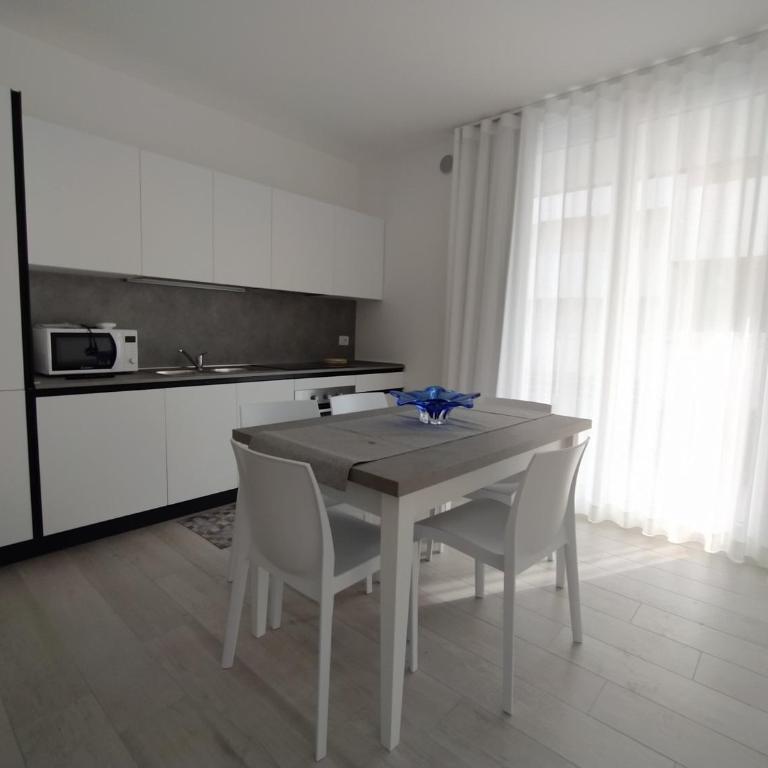 Jesolo Appartamenti F2 - Ocean Blue - Appartamento con 2 Camere da Letto - 2