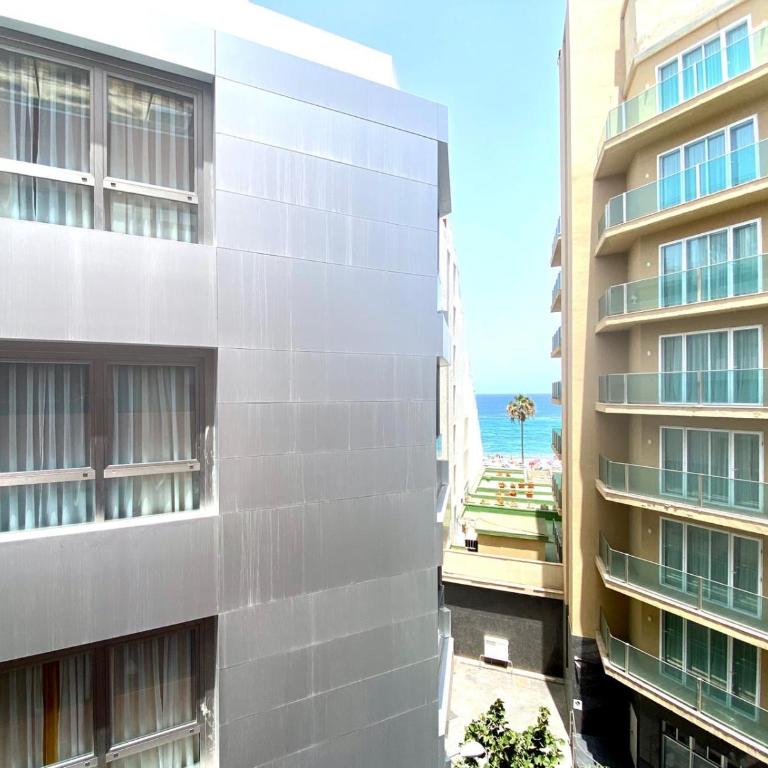 Estudio vacacional W&G Las Canteras con bonitas vistas al mar - Apartamento de 1 dormitorio - 13