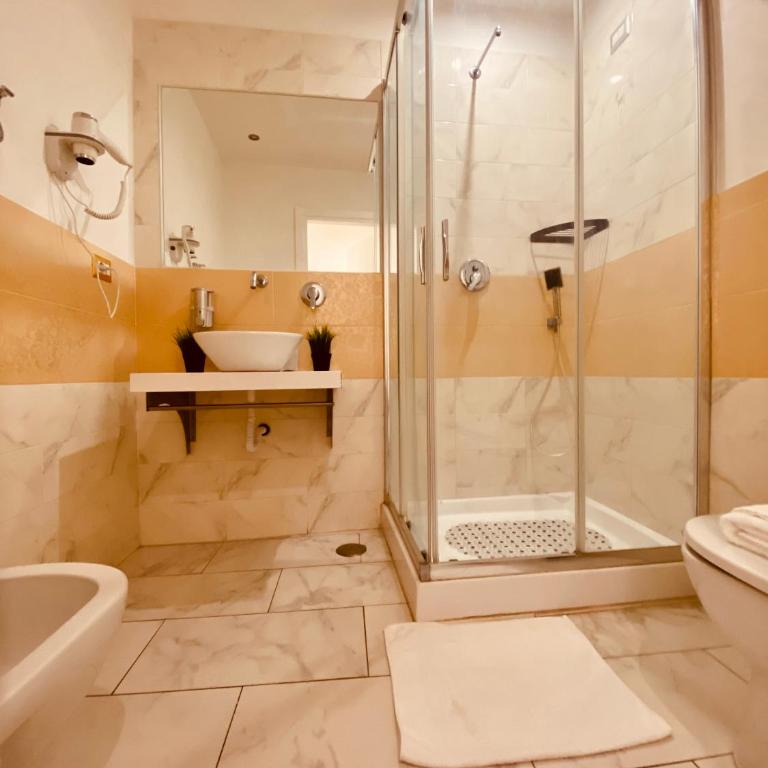 Santa Maria Accommodation - Deluxe Double Room - 28