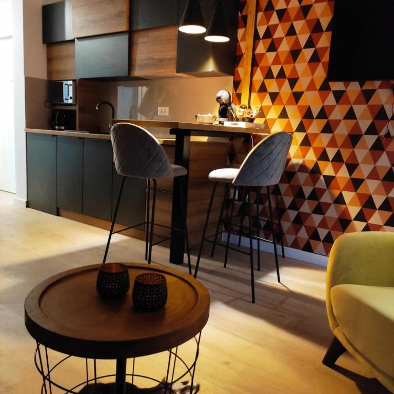 Apartman 5 plus - Vila Nova - One-Bedroom Apartment - 1