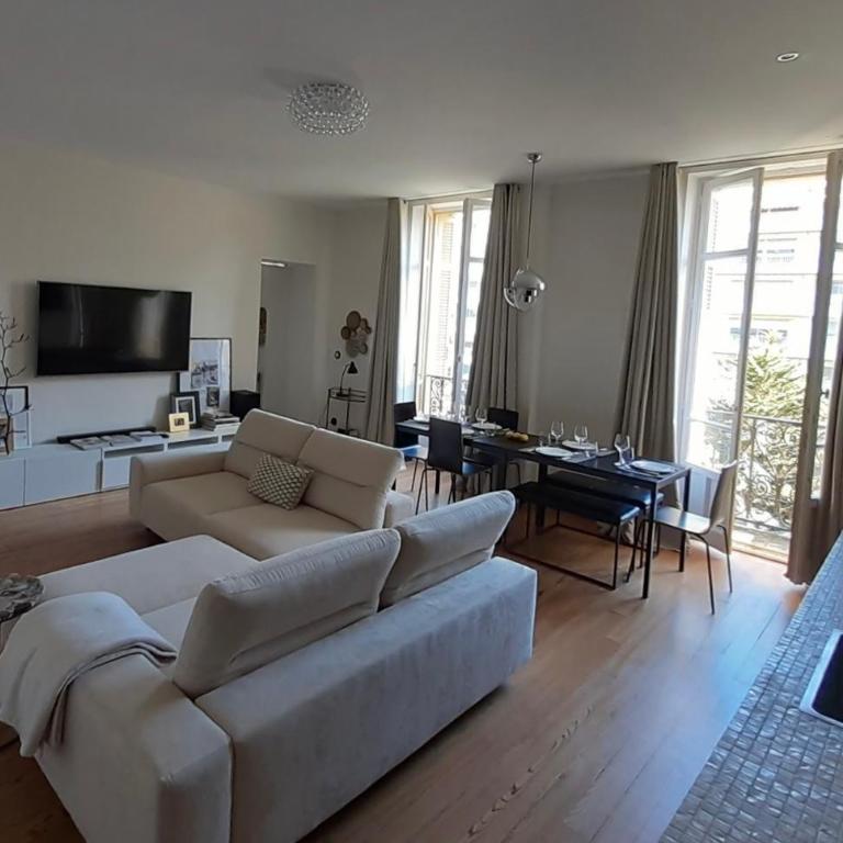 Sublime appartement centre, parc et parking - Appartement 2 Chambres - 4