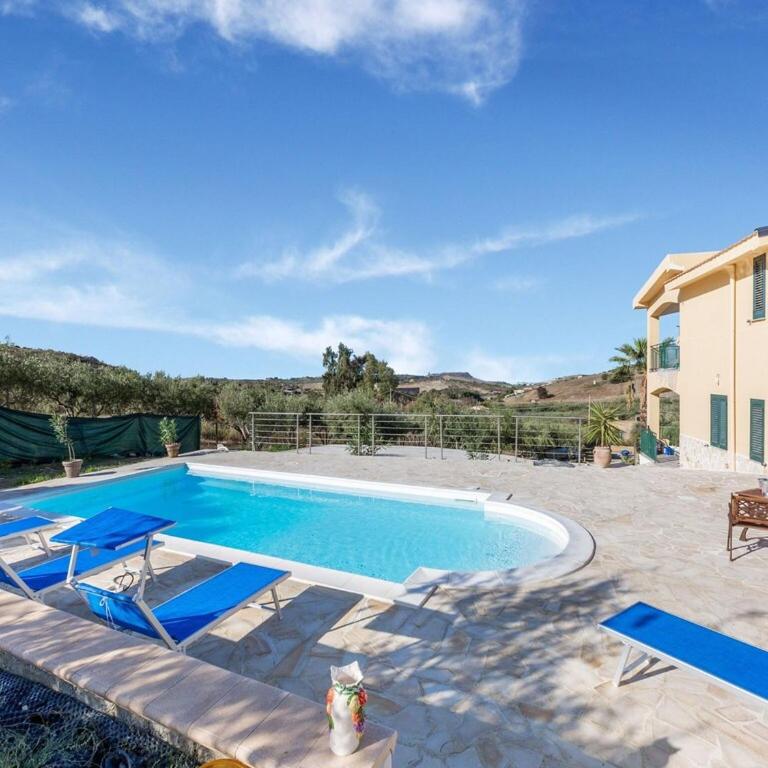 Family-Friendly Sicily Stay - Villa con 2 Camere da Letto - 21