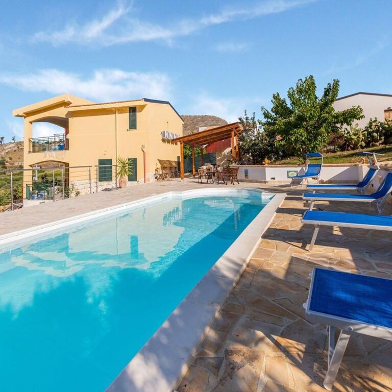 Family-Friendly Sicily Stay - Villa con 2 Camere da Letto - 19