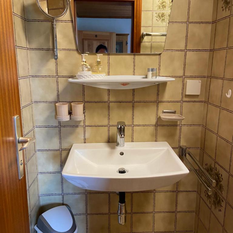 Haus Sperleiten - Familiensuite mit Balkon - 10
