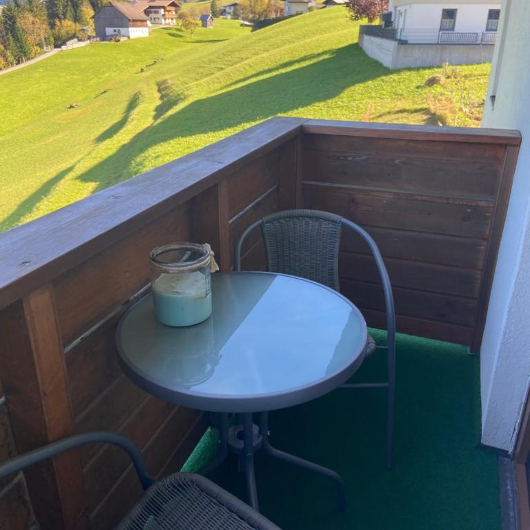 Haus Sperleiten - Comfort Dreibettzimmer mit Dusche - 12