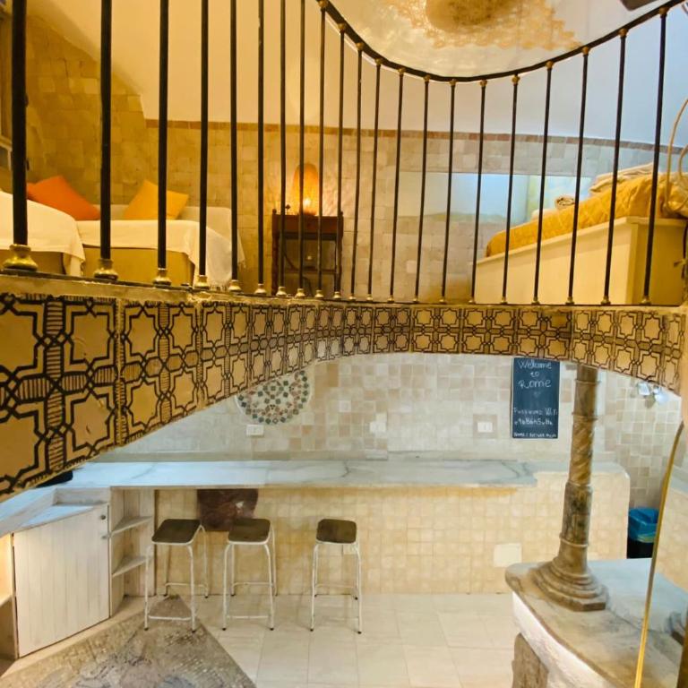 Ancient Roman Mansion - Loft - 12