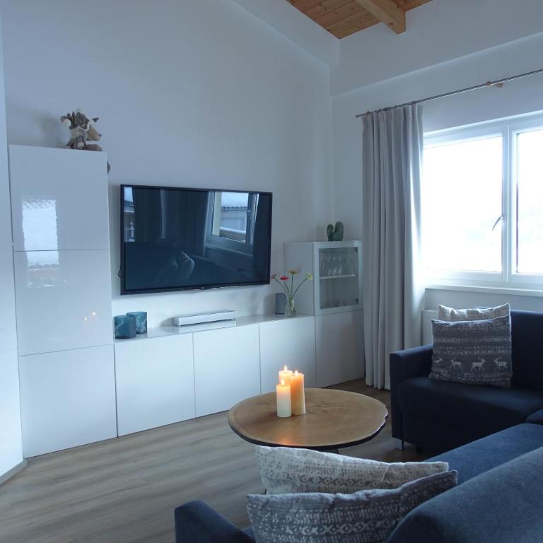 Frozen Time Apartments - Penthouse - 6