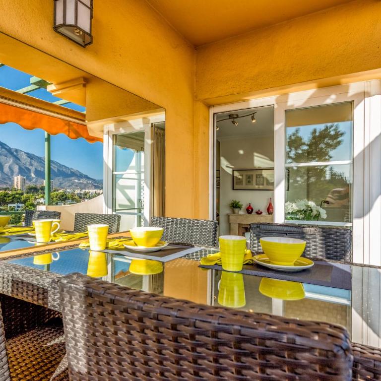 Holiday Apartment in Senorio de Aloha with Sea views - Two-Bedroom Apartment - 22