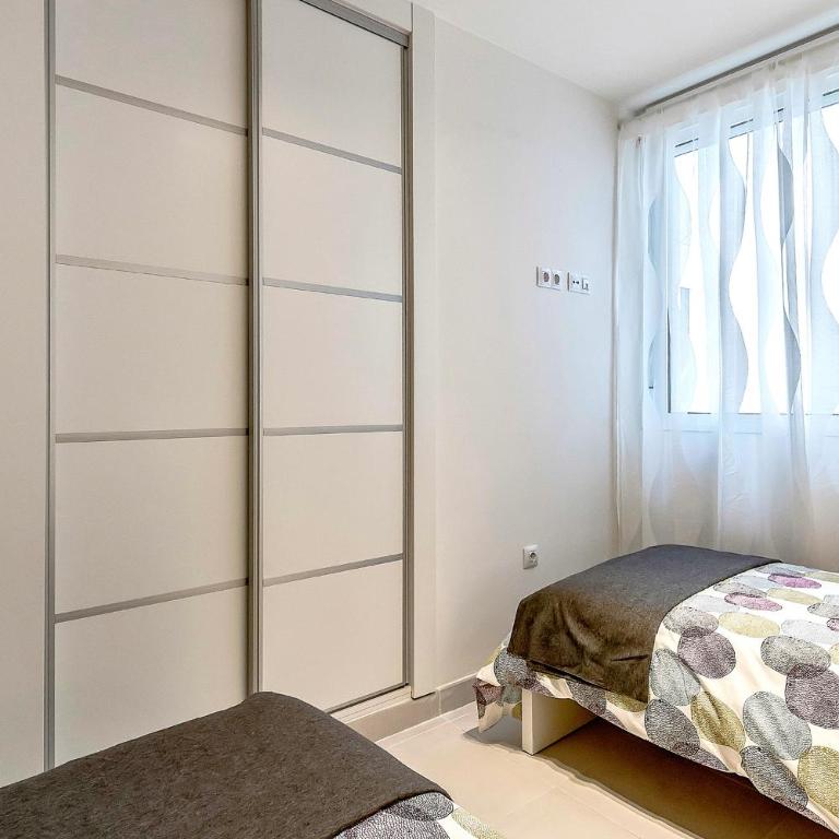 Hortensia Suites Apartments, Los Cristianos, Tenerife - Apartamento de 3 dormitorios con balcón - 33