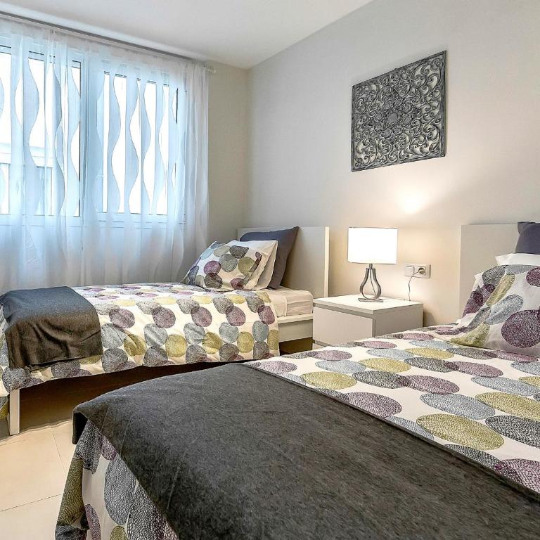 Hortensia Suites Apartments, Los Cristianos, Tenerife - Apartamento de 3 dormitorios con balcón - 6