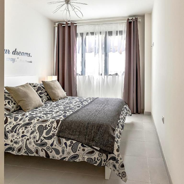 Hortensia Suites Apartments, Los Cristianos, Tenerife - Apartamento de 2 dormitorios con balcón - 12