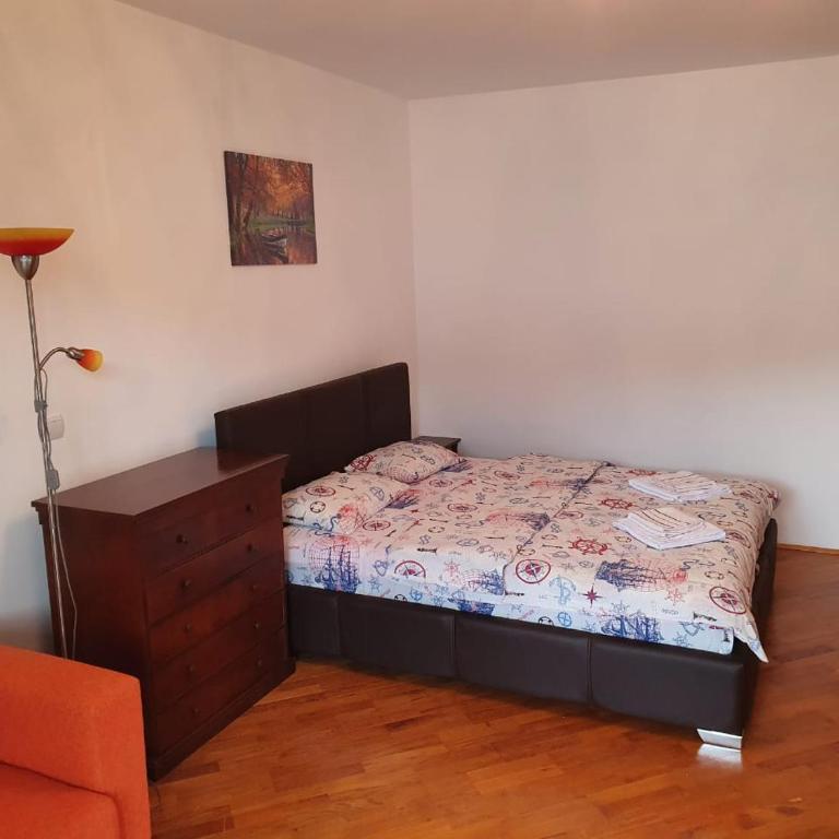 BLUE EYES SAILORS - One-Bedroom Apartment - 14