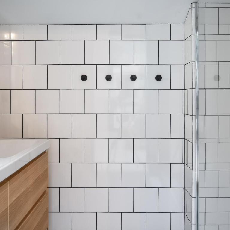 Eklo Hotels Bordeaux Centre Bastide - Eklo Studio 4 personnes - 3