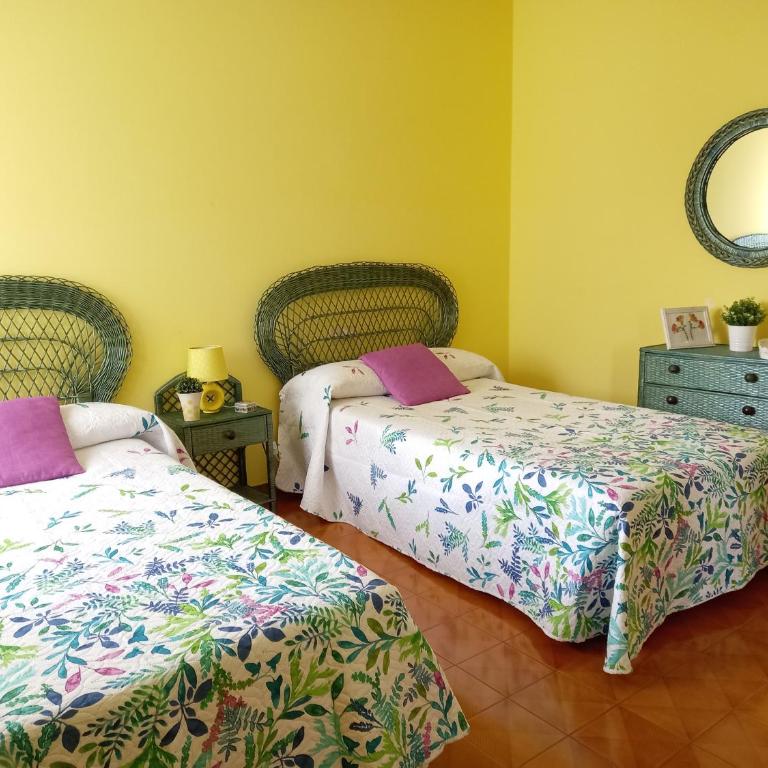 PISO AMPLIO A 100 M DE LA PLAYA - Apartamento de 3 dormitorios - 11
