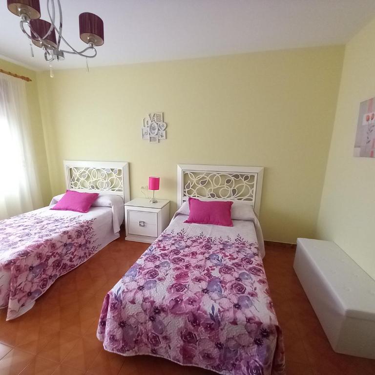 PISO AMPLIO A 100 M DE LA PLAYA - Apartamento de 3 dormitorios - 9