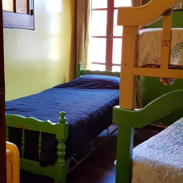 Hostel Ruca Potu - Habitación Triple Básica con baño compartido - 3