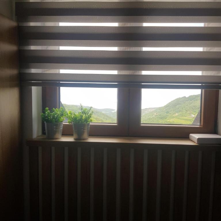 Lucky-Milmari resort - Deluxe Studio - 13