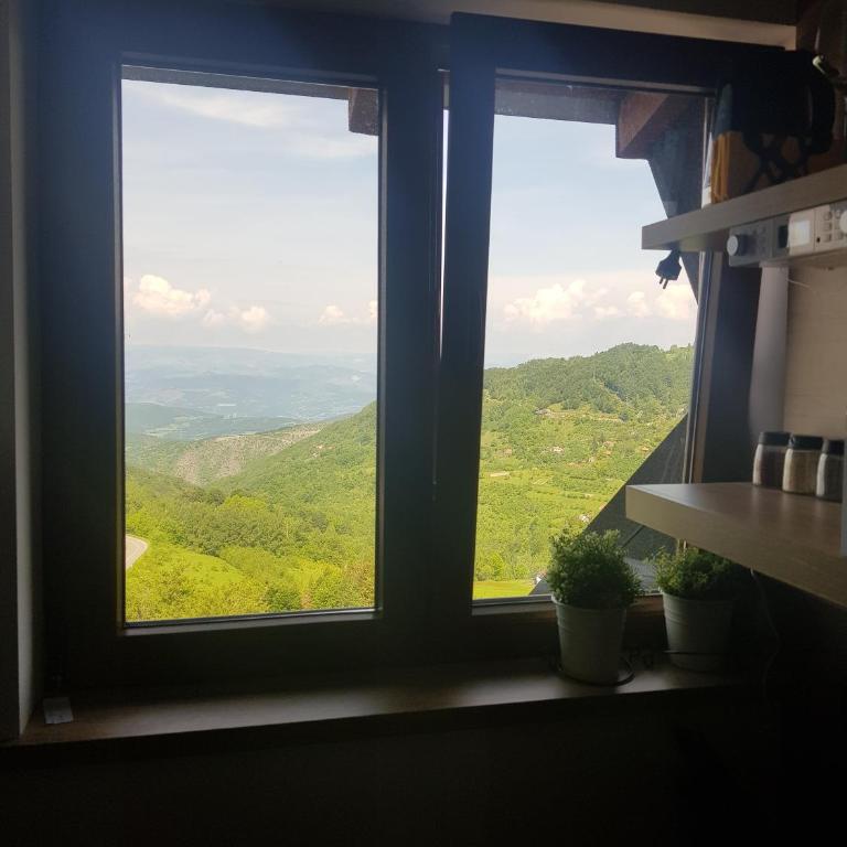 Lucky-Milmari resort - Deluxe Studio - 12
