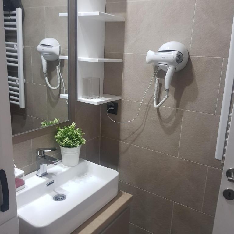 Lucky-Milmari resort - Deluxe Studio - 39