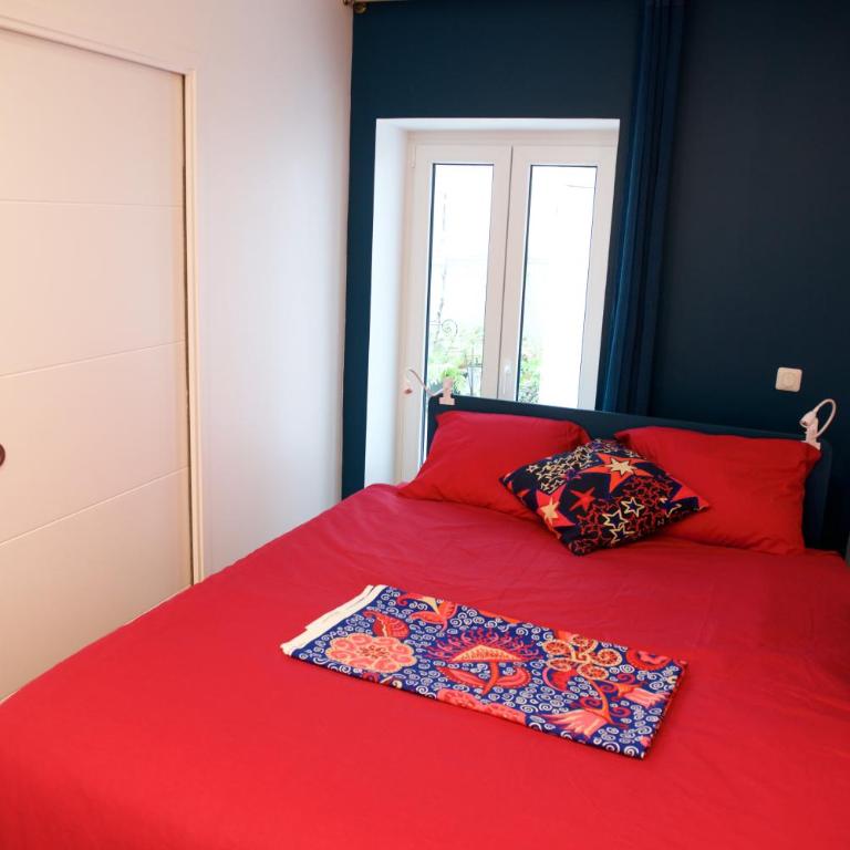 CHARMING Parisian Apartment WITH AIR CONDITIONING - CLIMATISATION & 2 BEDROOMS - Batignolles PARIS - Appartement 2 Chambres - 28