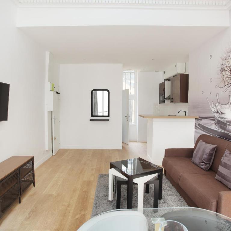 Rent a Room - Studio Bonne Nouvelle - One-Bedroom Apartment - 5