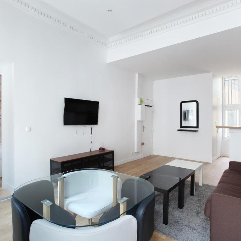 Rent a Room - Studio Bonne Nouvelle - One-Bedroom Apartment - 11