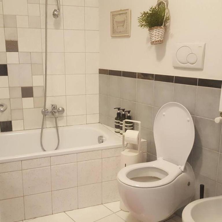 Chiara Room - Double Room with Shared Bathroom - 3