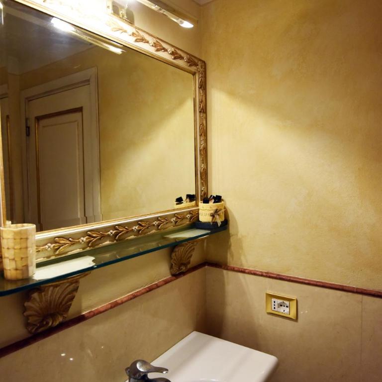 Italian Experience-Suite Medici - Appartamento con 3 Camere da Letto - 16