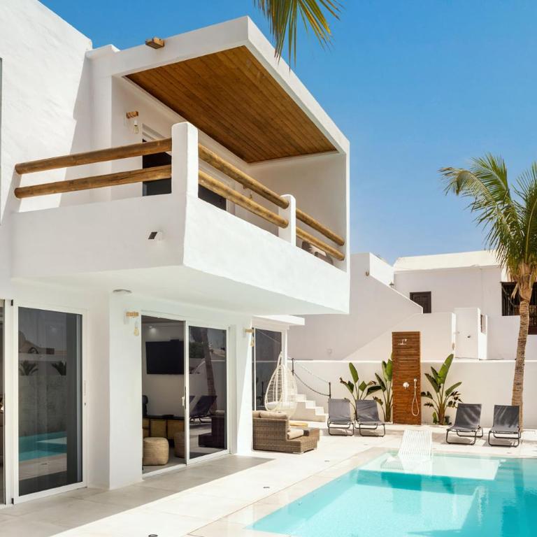 COCO by AGM Resorts - Three-Bedroom Villa - 3