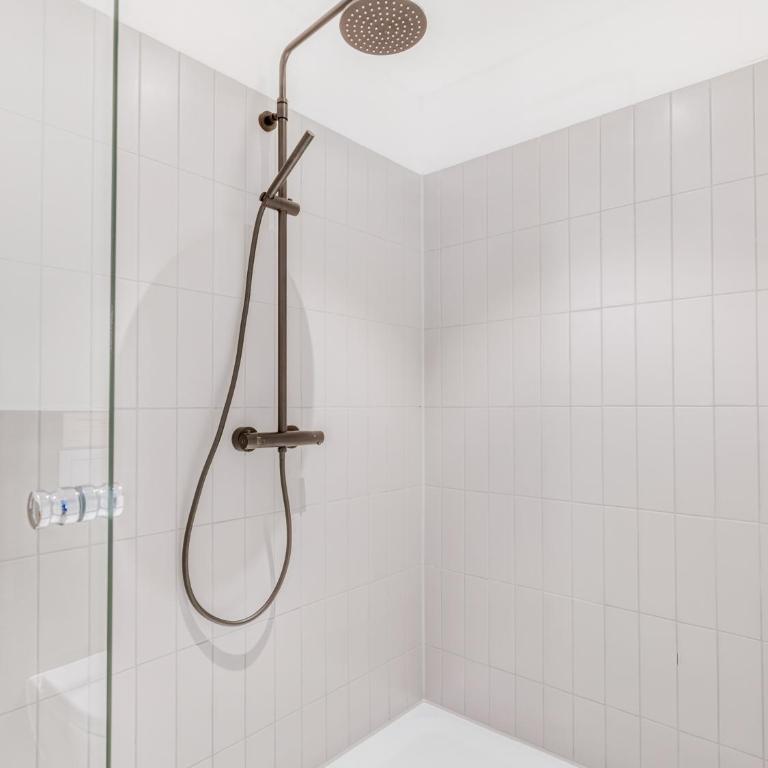Limehome Augsburg Annastraße - Suite M - 7