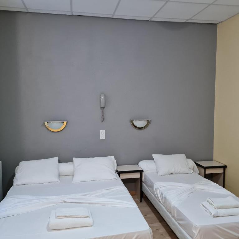 Hôtel Le Milan - Chambre Familiale - 2